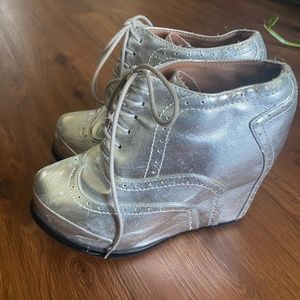 Jeffery Campbell Heels Silver size 6